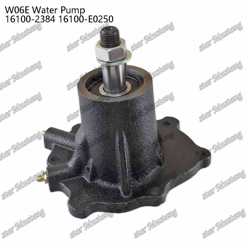 W06E Pompa wodna silnika 16100-2384 16100-E0250 Do części zamiennych silnika HINO