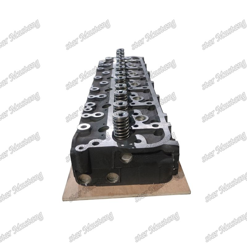 Zestaw głowicy cylindra S6D105-1 6137-12-1020 6137-12-1060 Do części zamiennych silników KOMATSU